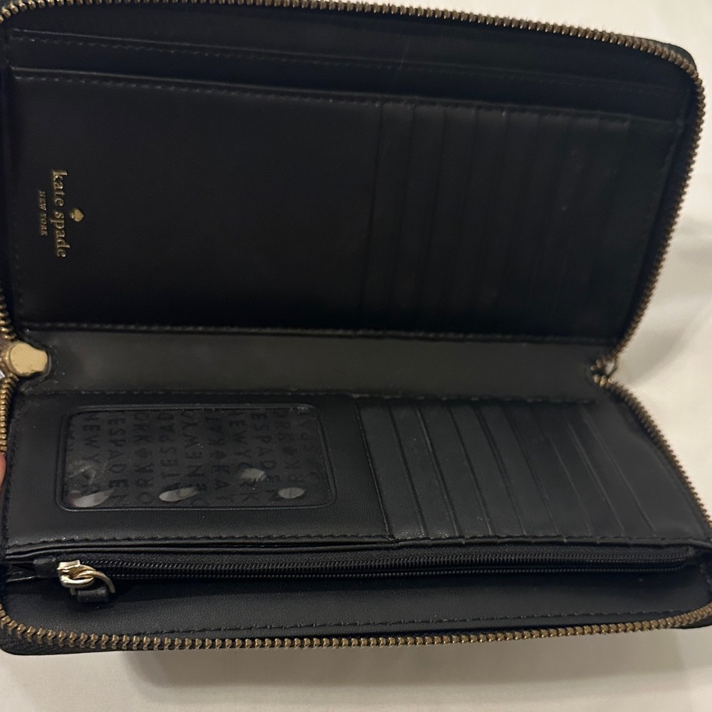 kate spade black leather zip-around wallet with wrist strap - Picture 6 of 7